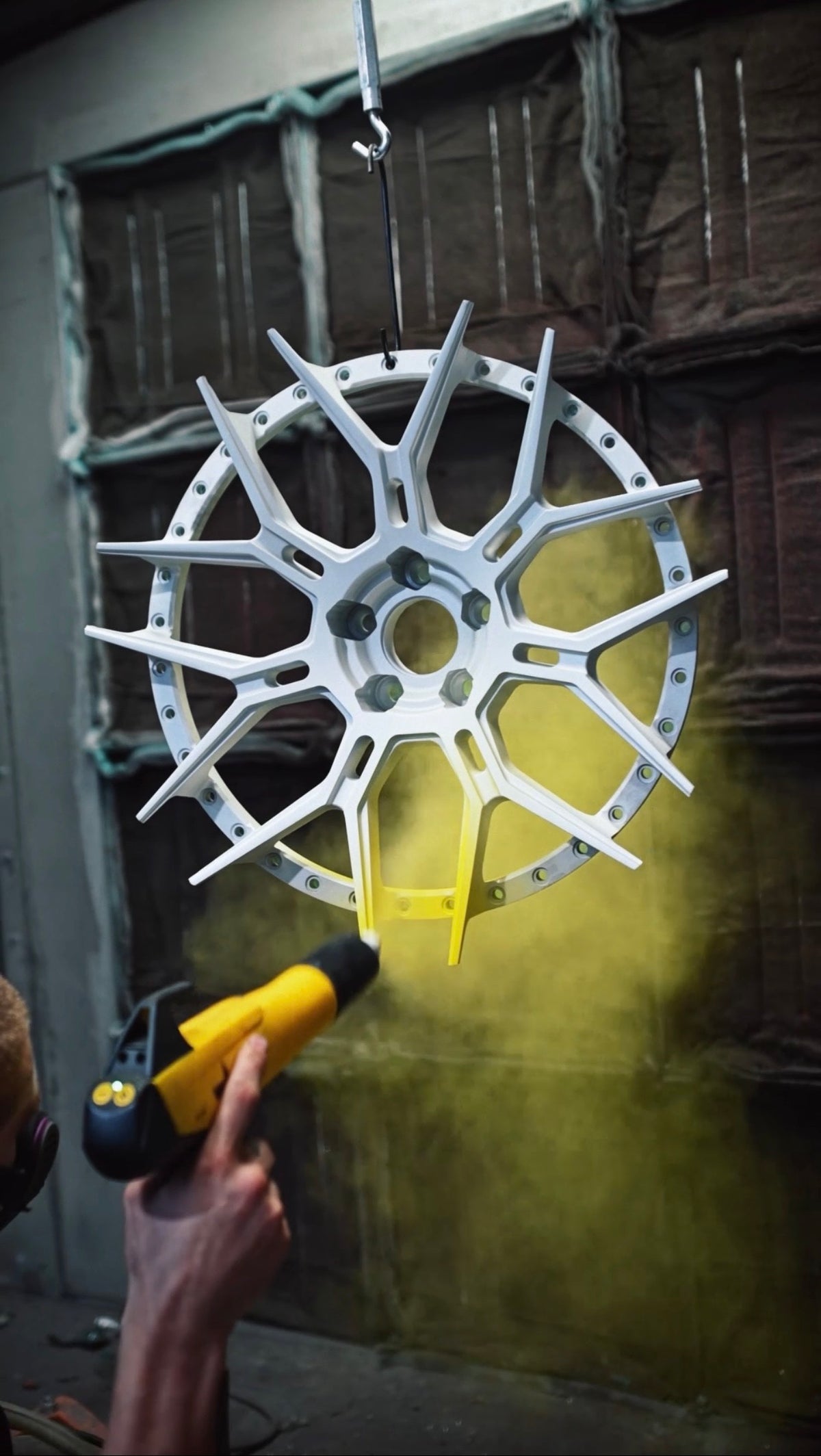 CUSTOM FINISHING
